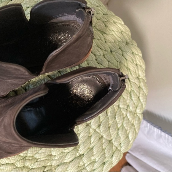 NWOB Vince Camuto Kreesi Chocolate Brown Matte Leather Ruch Peep Toe Heel Bootie - Picture 7 of 9